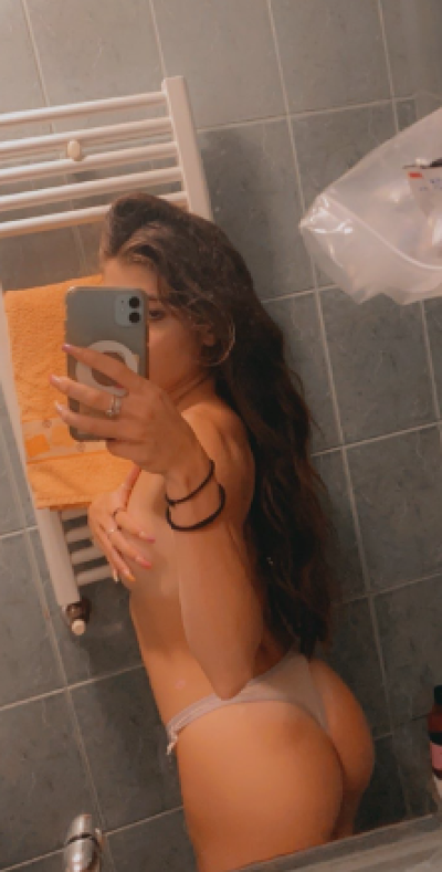 18Yrs Old Escort Size 10 50KG 162CM Tall Columbia SC Image - 2