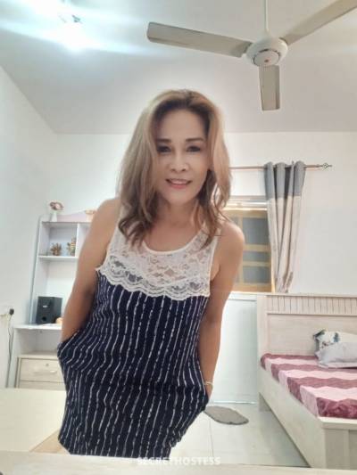 Amy 45Yrs Old Escort 166CM Tall Muscat Image - 2