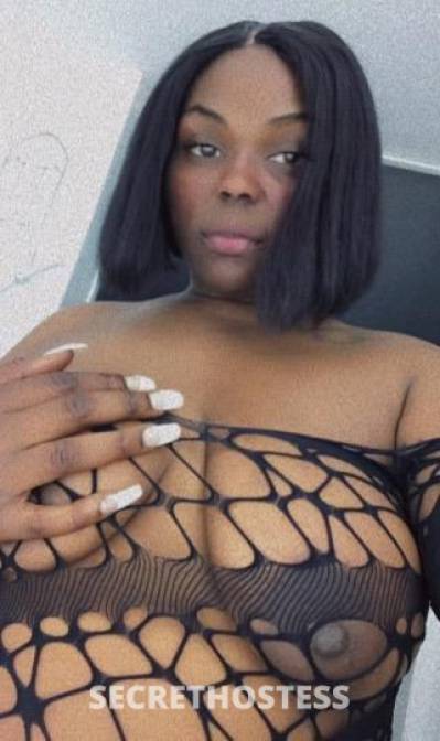 24 year old Escort in Tampa FL Chocolate freak COME FUCK ME DADDY SQUIRTER ALERT