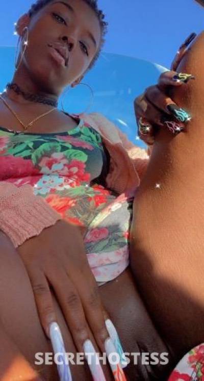 23 year old Escort in Winston-Salem NC lets have some fun .. outcall only