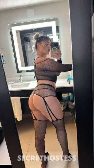 23 year old Escort in Northern Virginia DC .... blonde bombshell ....only in town for a short time