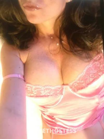 Jess 49Yrs Old Escort Calgary Image - 6