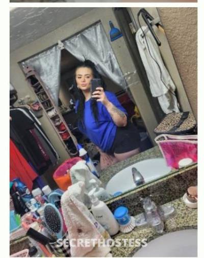 28 year old Escort in Oklahoma City OK Beautiful and Sexy Brunettte with a Big Booty