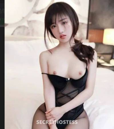 Laura 24Yrs Old Escort Queens NY Image - 1