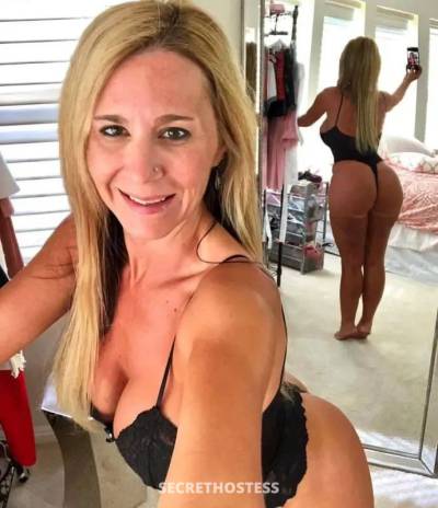 Laura  🌟 46Yrs Old Escort Utica NY Image - 6