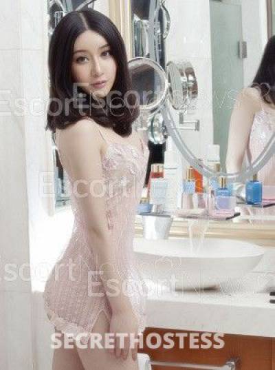 22 Year Old Vietnamese Escort Abu Dhabi - Image 1