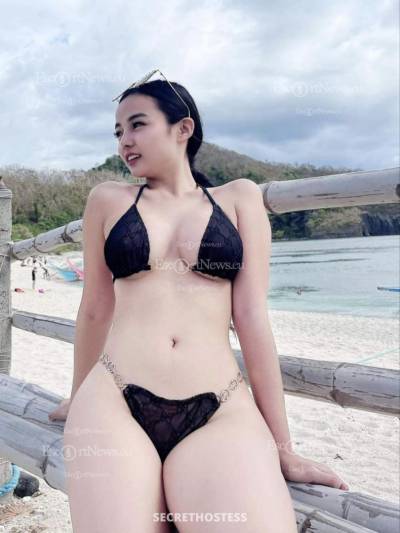 20 Year Old Asian Escort Abu Dhabi - Image 4