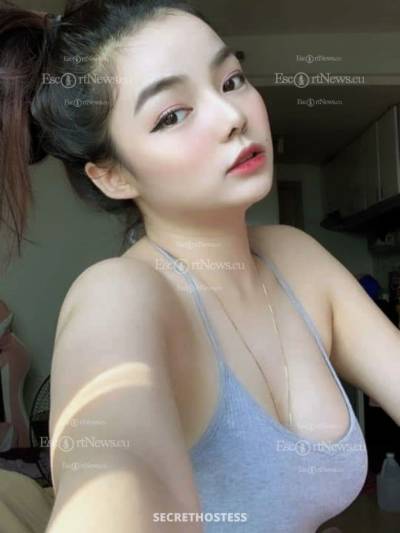 20 Year Old Asian Escort Abu Dhabi - Image 8