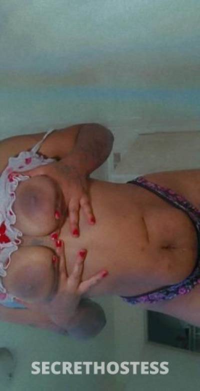 22 year old Escort in Winston-Salem NC Sweet peaches