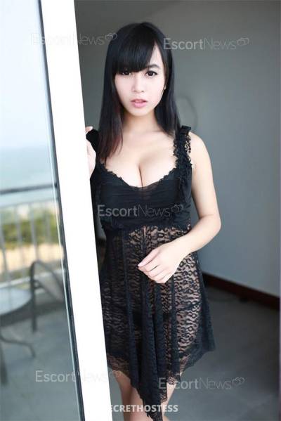 Sophie 20Yrs Old Escort 48KG 165CM Tall Abu Dhabi Image - 3