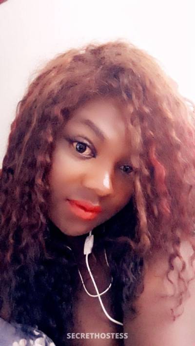 Queen Marvellous, Transsexual escort in Dakar