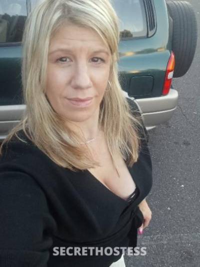 Jessie 54Yrs Old Escort Portland OR Image - 1