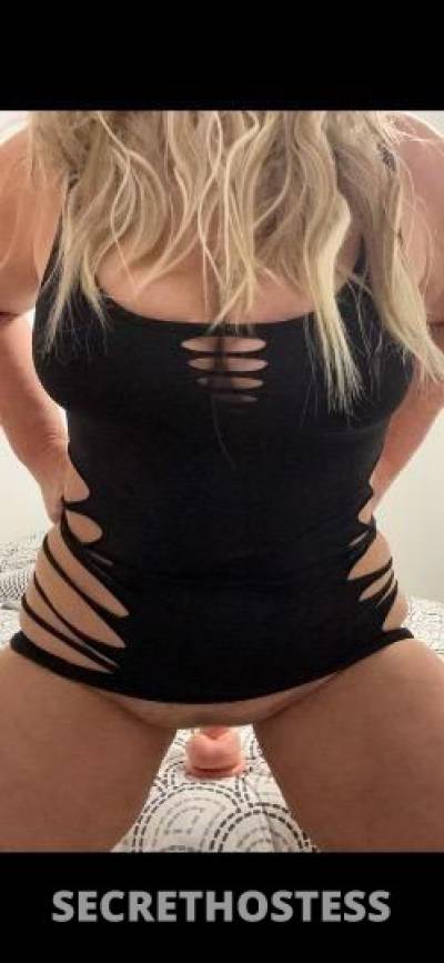 KellyRay 40Yrs Old Escort Biloxi MS Image - 1