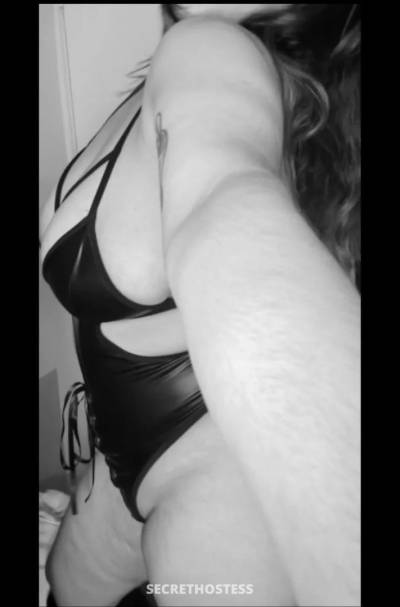 27 Year Old Escort Orlando FL Brunette - Image 5