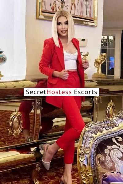 19 year old Turkish Escort in Istanbul Cemre