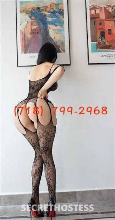 21 year old Asian Escort in Westchester FL ...☘️..{{king spa}}....☘️... 3 sex girls available