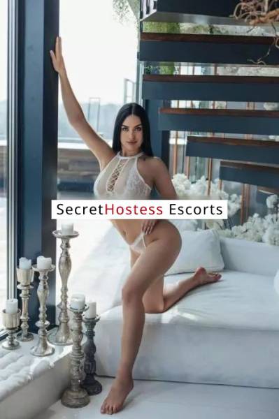 22Yrs Old Escort 50KG 168CM Tall Dubai Image - 2