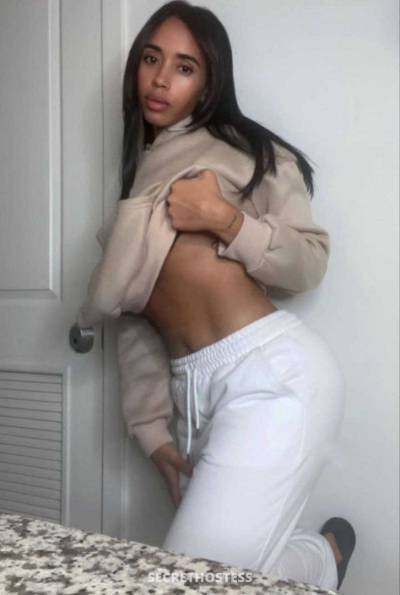 25 year old Latino Escort in Westchester FL xxxx-xxx-xxx young girl available for incall .️.️ bbj