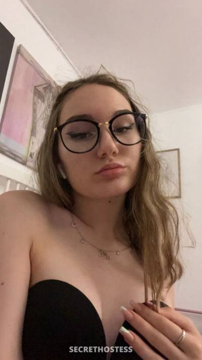 24 year old Escort in Poconos PA PAYMENT IN Person I’m . VERIFIED ESCORT ,REAL AND READY 