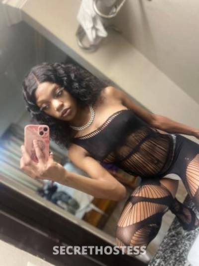 22 year old American Escort in Memphis TN best in town and around THROAT GOD