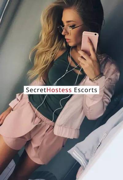 27 year old Ukrainian Escort in Paris Nadya