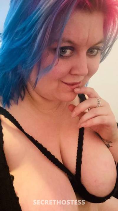 I'm Evie just a sexual dirty slut of your dreams in Geelong