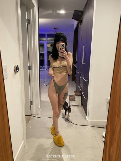 25 year old Caucasian Escort in St Joseph MO HMU on snap . at enthusiast44434 or text me on my number 