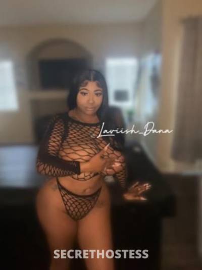 28 year old Escort in San Fernando Valley CA .Juicy big tit ebony. 38Hh slim waist Cutie. 30+ reviews✅ 