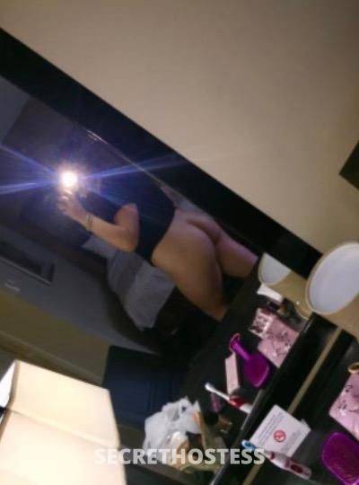 18 year old Escort in Dayton OH .mamacita