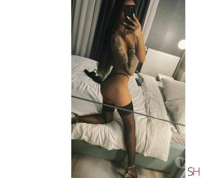 22 year old Latino Escort in Leicester .MIA PORNO STAR QUEEN BJ., Independent