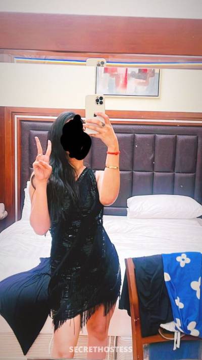 27 year old Indian Escort in Al Manama South Indian Girl Mallu, escort