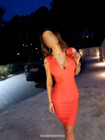 22 Year Old American Escort Al Ain Brunette - Image 3