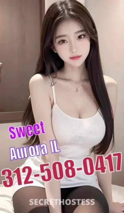 26 Year Old Asian Escort Chicago IL Brunette - Image 1