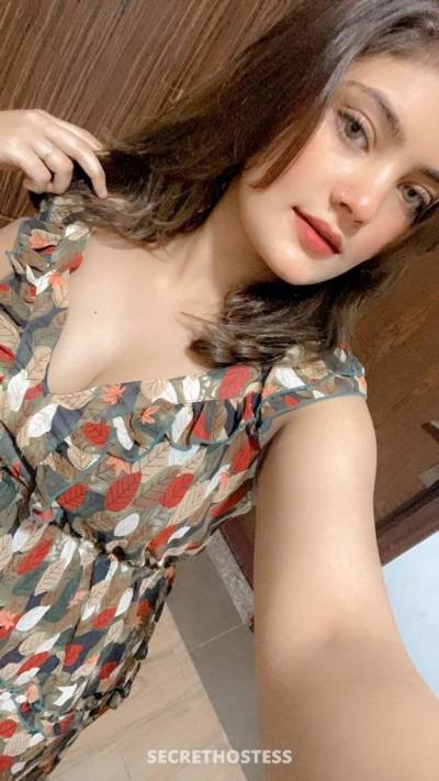 20Yrs Old Escort 152CM Tall Karachi Image - 3