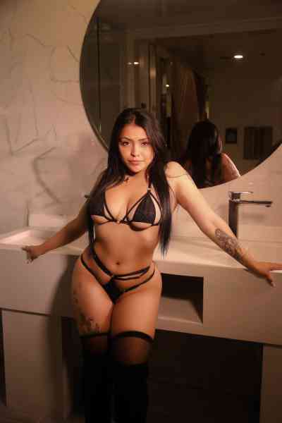 22Yrs Old Escort Size 8 Queens NY Image - 2