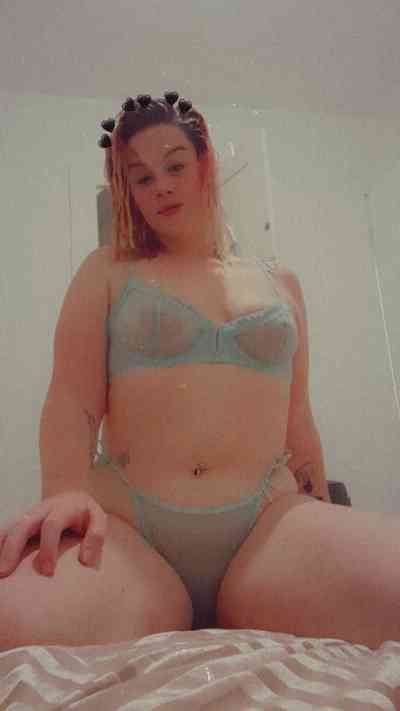 22 year old British Escort in London Fully white English slut