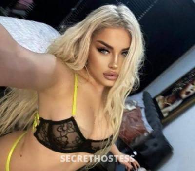 Sexy Blonde Shemale, Transsexual escort in Istanbul