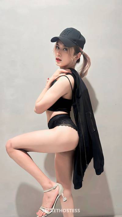 Michelle Tan 20Yrs Old Escort 165CM Tall Jakarta Image - 1