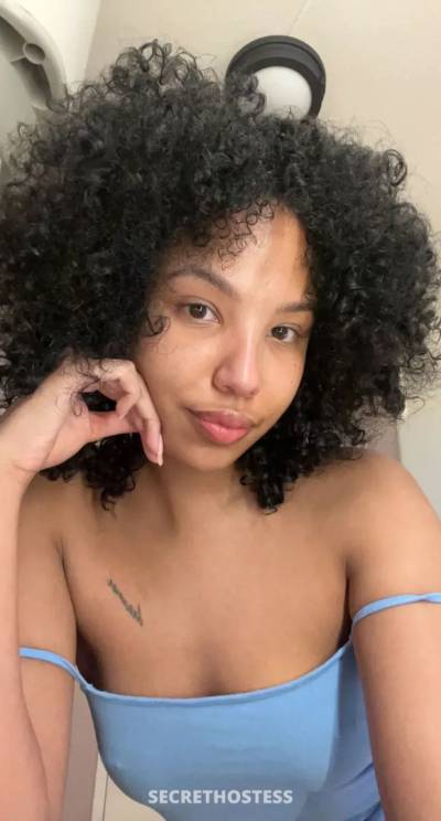 25 year old Escort in Peoria IL xxxx-xxx-xxx YOU WANT HOT SEX . I am available BOTH INCALLS