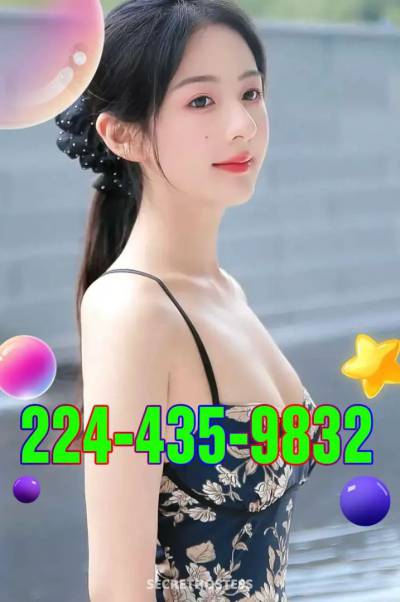 23 Year Old Asian Escort Chicago IL Brunette - Image 5