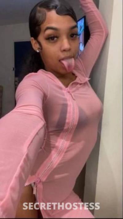 21 year old Escort in Los Angeles CA Available in your area right now incalls only