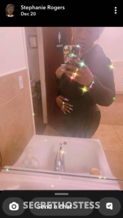 27 year old Escort in Inland Empire CA Triple G tits Chocolate Baby