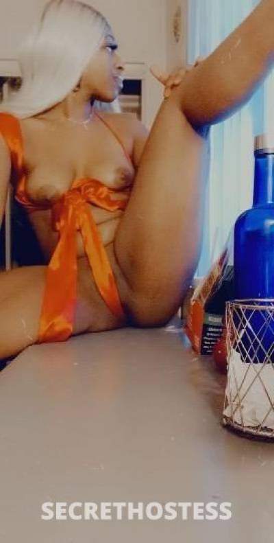 28Yrs Old Escort Phoenix AZ Image - 2