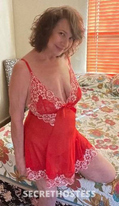 56Yrs Old Escort Kansas City MO Image - 3