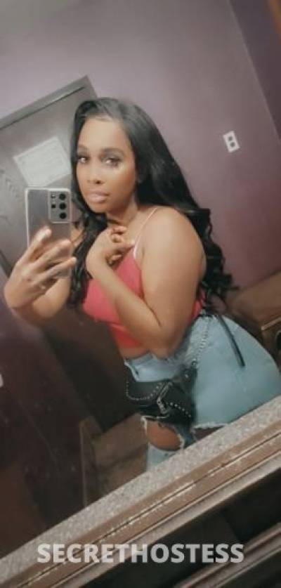 27 year old Escort in Las Vegas NV . Sweeter than Chocolate .WET like My Pussy. Trust me I give