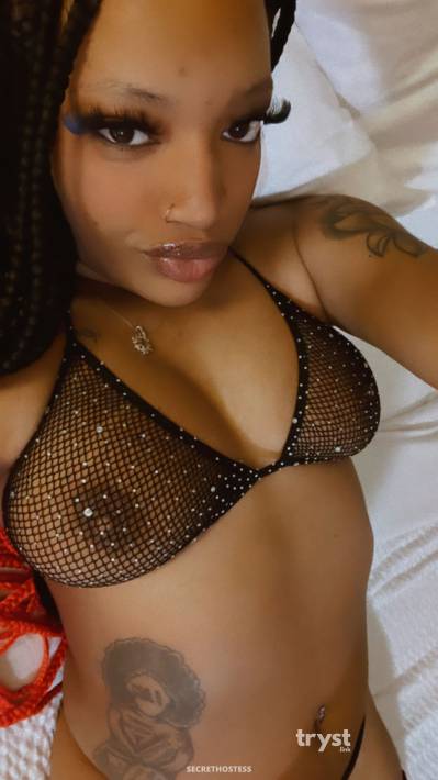 20Yrs Old Escort Size 10 New York City NY Image - 3