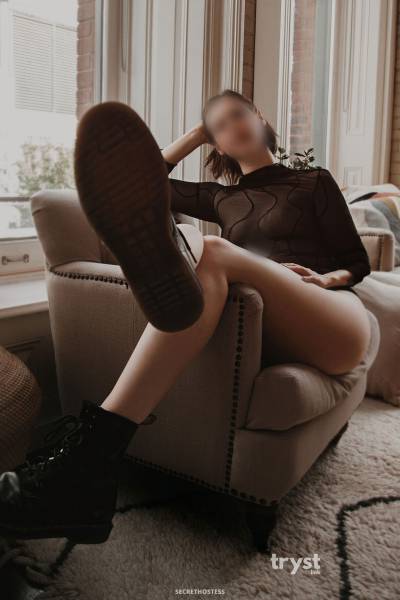 20Yrs Old Escort Size 12 Toronto Image - 17