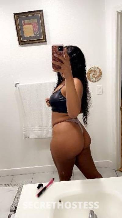 21 year old Escort in Los Angeles CA Quick morning fun with Alaysia Thick Sexy and discreet