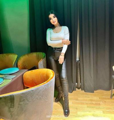 Asanta, escort in Muscat