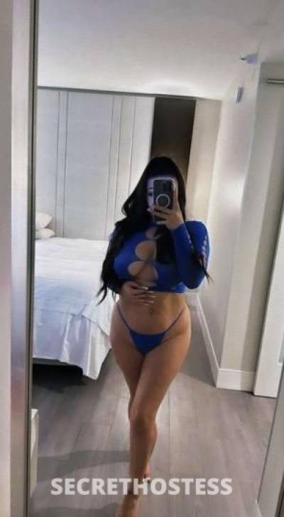 22 year old Latino Escort in San Fernando Valley CA X T LaTiNa mAmIi ThE BaRe BaCk SpEcIaLlIsT MaMii